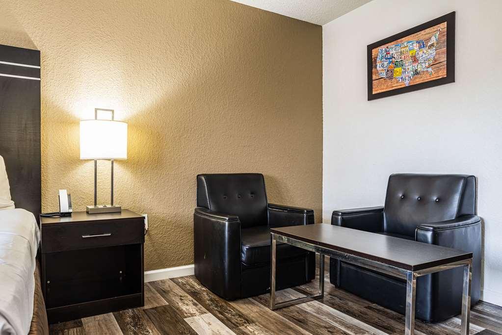 Econo Lodge Cleveland Southeast - Kent Streetsboro Quarto foto