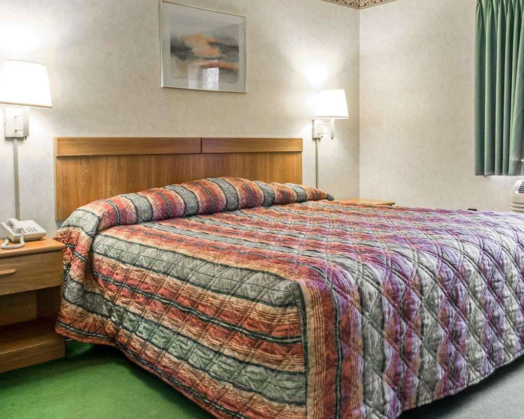 Econo Lodge Cleveland Southeast - Kent Streetsboro Quarto foto