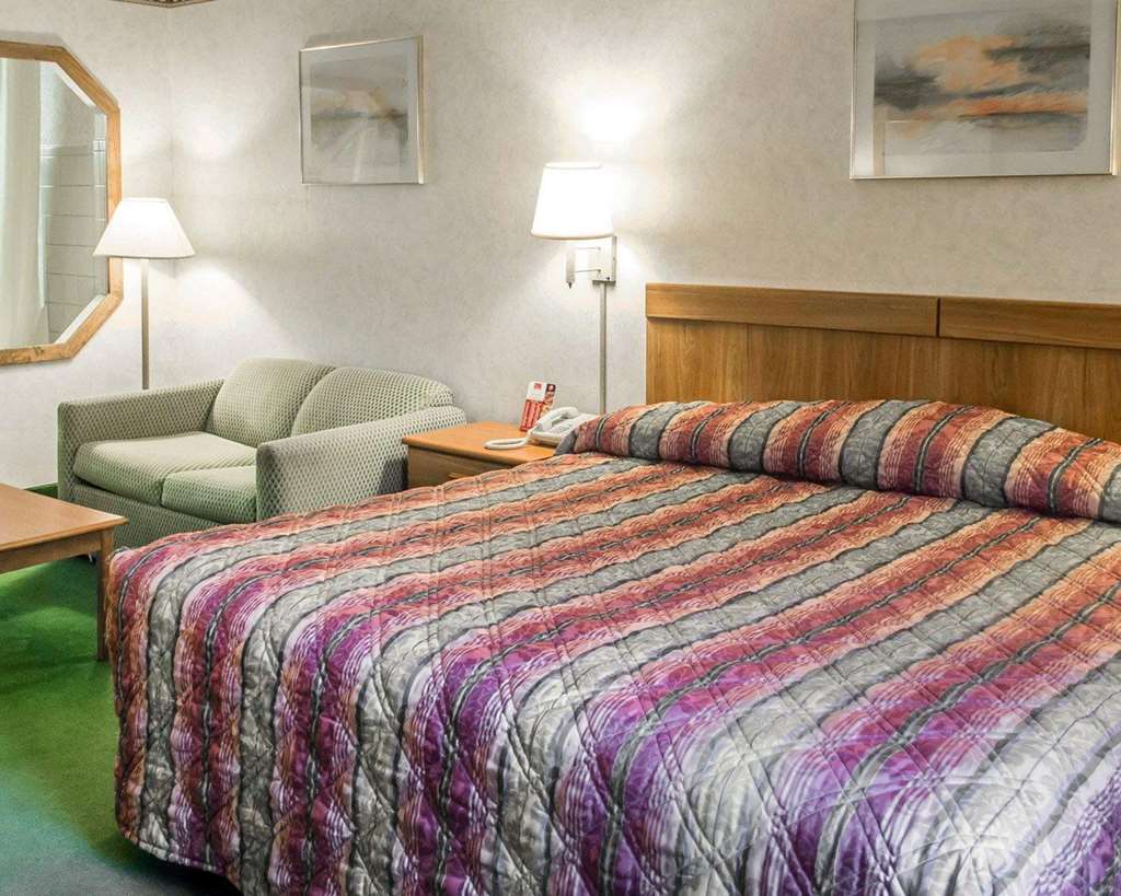 Econo Lodge Cleveland Southeast - Kent Streetsboro Quarto foto